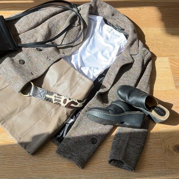 *Eclipse Beige Faux Leather Mini Skirt - Picture 3 of 7